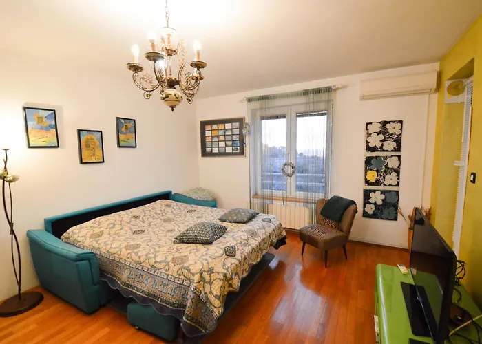 Lungo Mare Apartment Pula